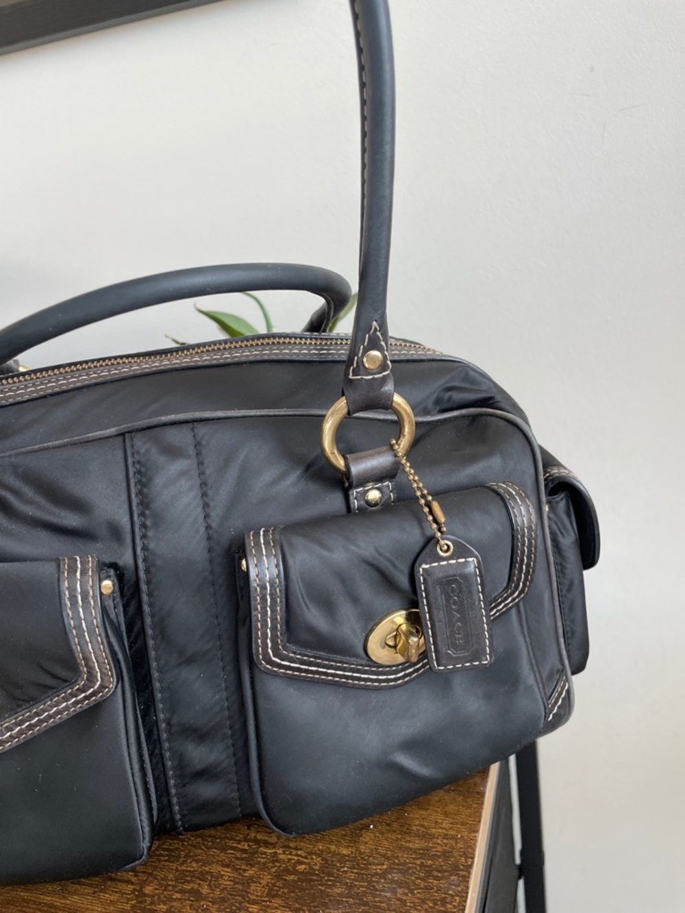 Vintage Coach Y2K Black Sateen Gallery Turnlock Satchel Style 4453 - Picture 4 of 16